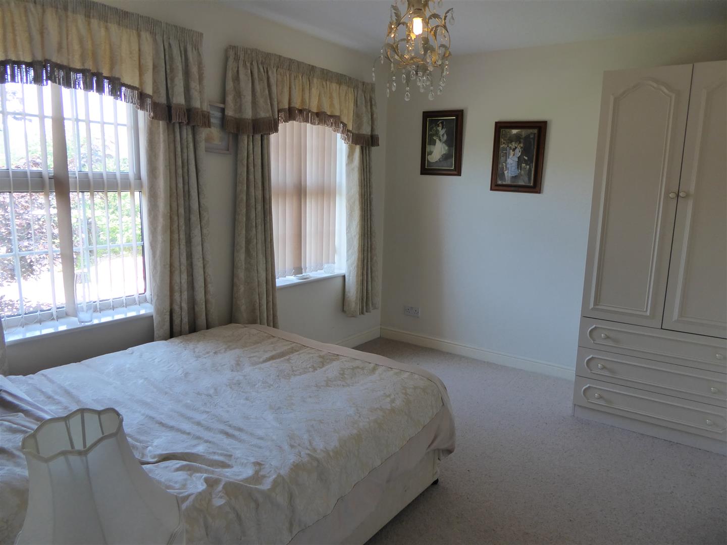 BEDROOM 3 (FRONT)